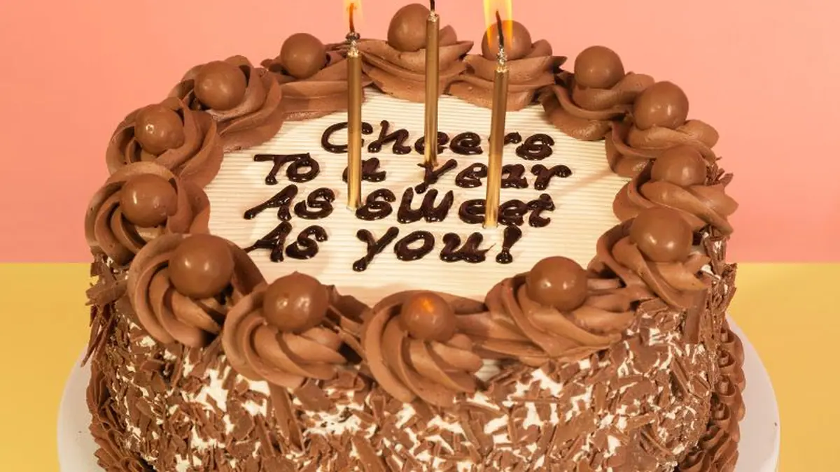 Cake Box – eggless cake shop in High Wycombe town centre